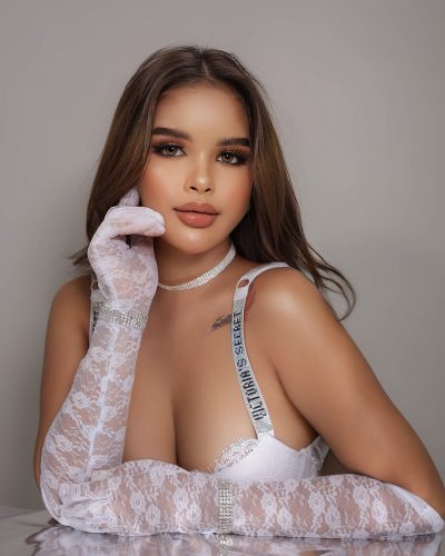 Escort Maddy 73193