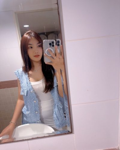 Escort Pensri 74386