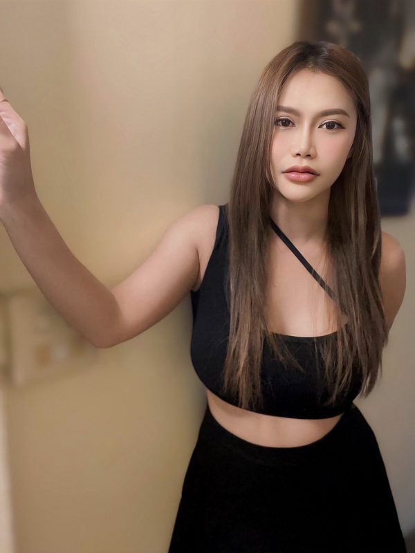 Escort Pimnipa | ID 74439 | Photo 1 of 12