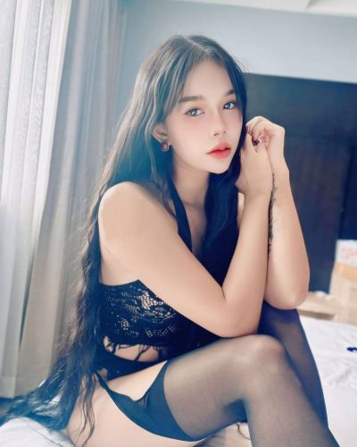 Escort Rattana 74598