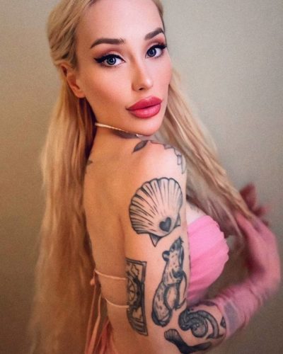 Escort Ulia 75697