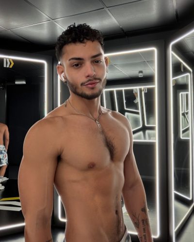 Escort Angelo 76606