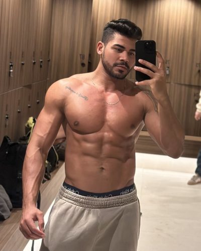 Escort Armando 76687