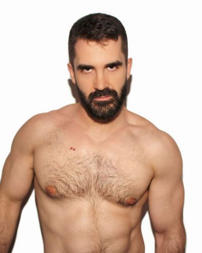 Escort Bernard 76936