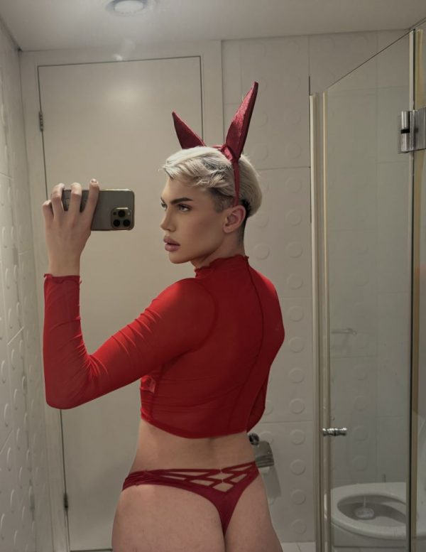 Escort Hadley | ID 77685 | Photo 1 of 24