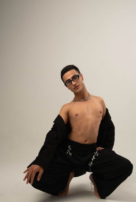 Escort Ivan | ID 77779 | Photo 1 of 25
