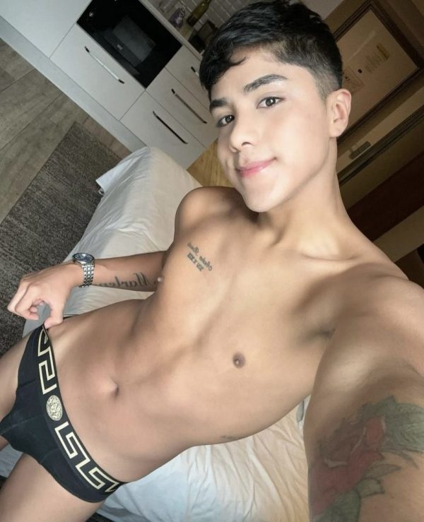 Escort Valentino | ID 78804 | Photo 1 of 46