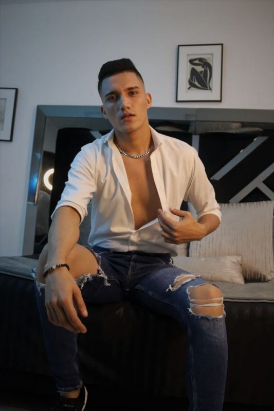 Escort Vicente | ID 78990 | Photo 1 of 6