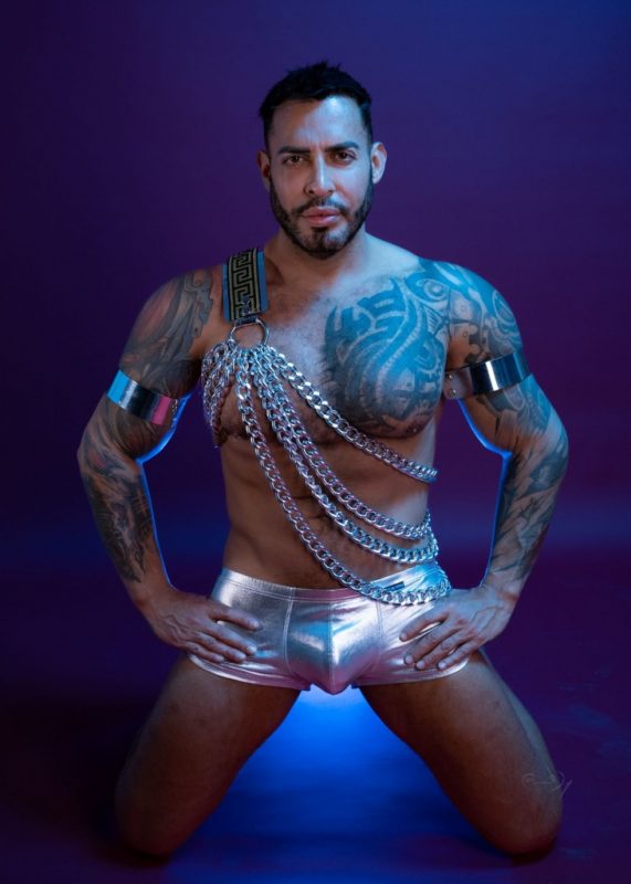 Escort Viktor | ID 79101 | Photo 1 of 23