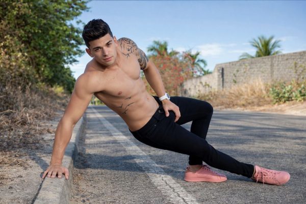 Escort Zac | ID 79607 | Photo 1 of 42