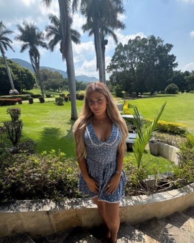 Escort Frida Noir 82272