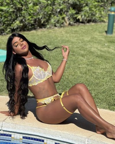 Escort Indira 82844