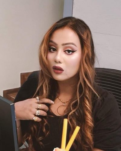 Escort Wanshika 86542